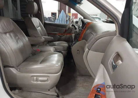 2010 Toyota Sienna Limited из США, поврежденный, VIN 5TDDK4CC4AS030593